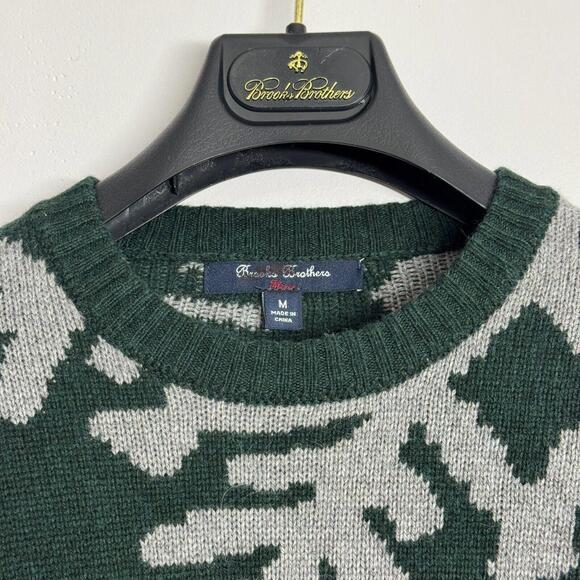 NWOT Boys Brooks Brothers Crewneck Sweater Forest Green Snowflake Medium - Picture 2 of 4